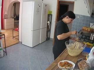 voyeurcam-julmodels-kitchen Modèle Webcam Profil