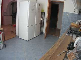 voyeurcam-julmodels-kitchen