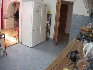 voyeurcam-julmodels-kitchen