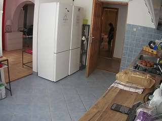 voyeurcam-julmodels-kitchen - Live Cam