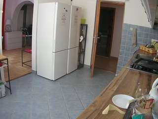 voyeurcam-julmodels-kitchen - Cam en Direct
