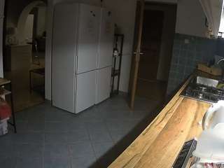 voyeurcam-julmodels-kitchen