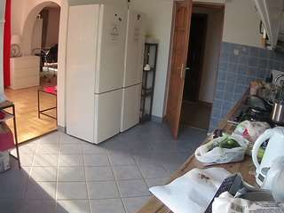 voyeurcam-julmodels-kitchen