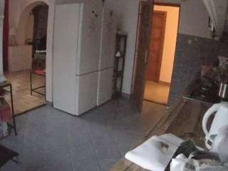 voyeurcam-julmodels-kitchen