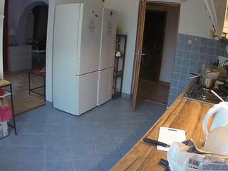 voyeurcam-julmodels-kitchen