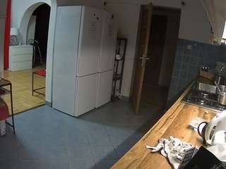 voyeurcam-julmodels-kitchen