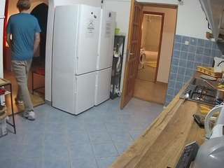 voyeurcam-julmodels-kitchen camsoda
