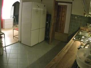 voyeurcam-julmodels-kitchen camsoda