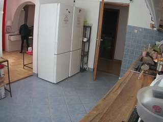 voyeurcam-julmodels-kitchen