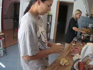 voyeurcam-julmodels-kitchen
