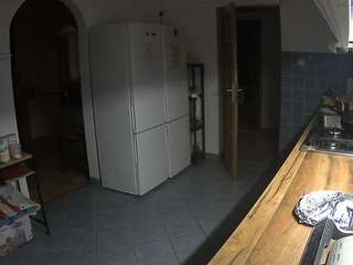 voyeurcam-julmodels-kitchen