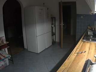 voyeurcam-julmodels-kitchen