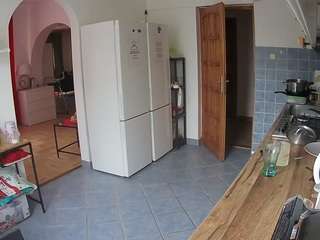 voyeurcam-julmodels-kitchen