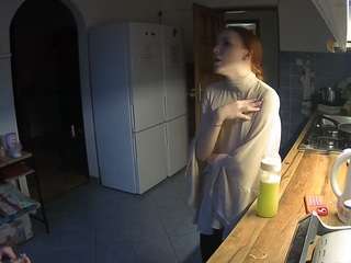 voyeurcam-julmodels-kitchen