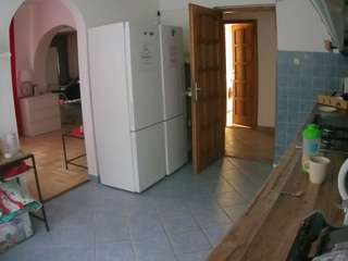 voyeurcam-julmodels-kitchen