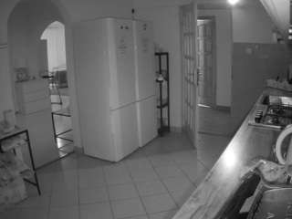 voyeurcam-julmodels-kitchen camsoda