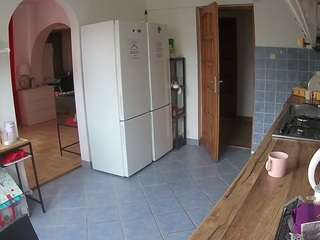 voyeurcam-julmodels-kitchen
