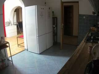 voyeurcam-julmodels-kitchen
