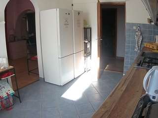 voyeurcam-julmodels-kitchen camsoda