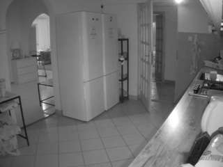 voyeurcam-julmodels-kitchen camsoda