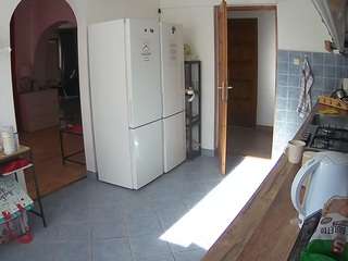 voyeurcam-julmodels-kitchen