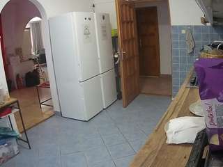 voyeurcam-julmodels-kitchen webcam model