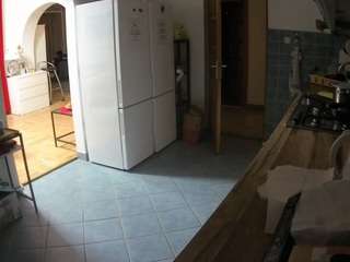 voyeurcam-julmodels-kitchen