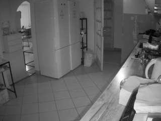 voyeurcam-julmodels-kitchen camsoda