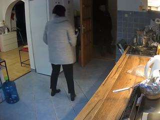 voyeurcam-julmodels-kitchen