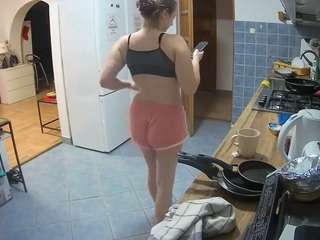 voyeurcam-julmodels-kitchen