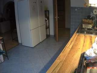 voyeurcam-julmodels-kitchen