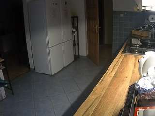 voyeurcam-julmodels-kitchen