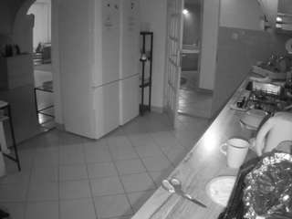 voyeurcam-julmodels-kitchen