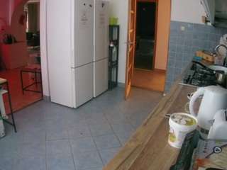 voyeurcam-julmodels-kitchen