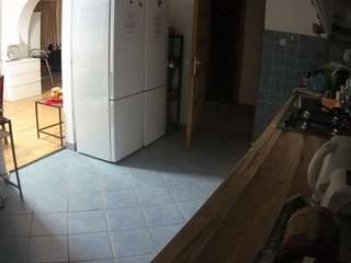 voyeurcam-julmodels-kitchen webcam