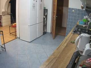 voyeurcam-julmodels-kitchen webcam