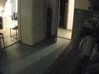 voyeurcam-julmodels-kitchen webcam