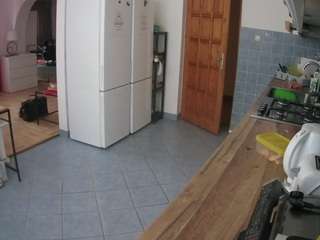 voyeurcam-julmodels-kitchen