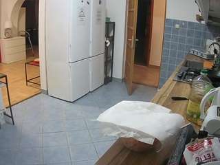 voyeurcam-julmodels-kitchen