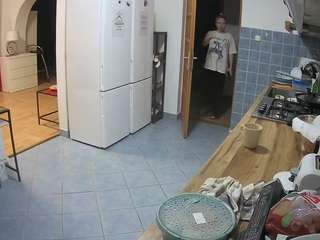 voyeurcam-julmodels-kitchen webcam