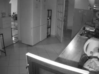 voyeurcam-julmodels-kitchen webcam