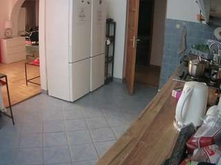 voyeurcam-julmodels-kitchen webcam