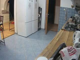 voyeurcam-julmodels-kitchen