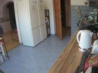 voyeurcam-julmodels-kitchen