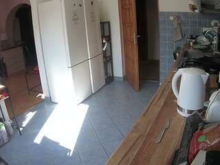 voyeurcam-julmodels-kitchen