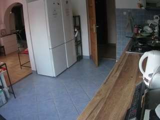 voyeurcam-julmodels-kitchen