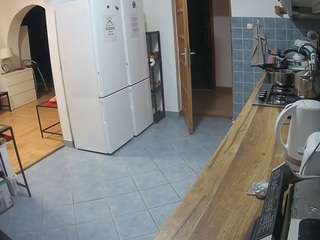 voyeurcam-julmodels-kitchen webcam