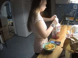 voyeurcam-julmodels-kitchen live cam profile