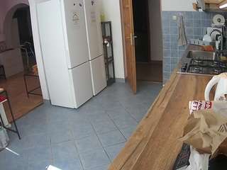 voyeurcam-julmodels-kitchen