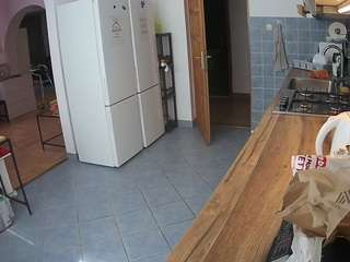 voyeurcam-julmodels-kitchen live cam profile
